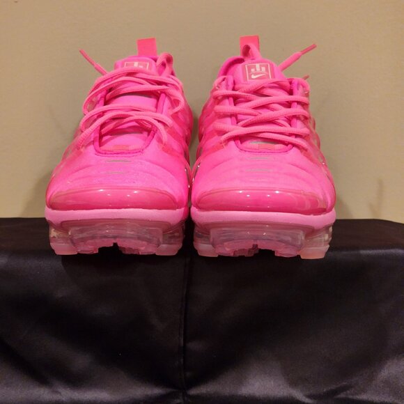 Brand New US 8 NIKE AIR Sneakers VaporMax Plus HyperPink - Picture 15 of 16